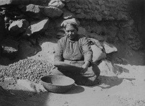 OP 12550-122 Maria Luisa Preparing Acorn Meal, 1903